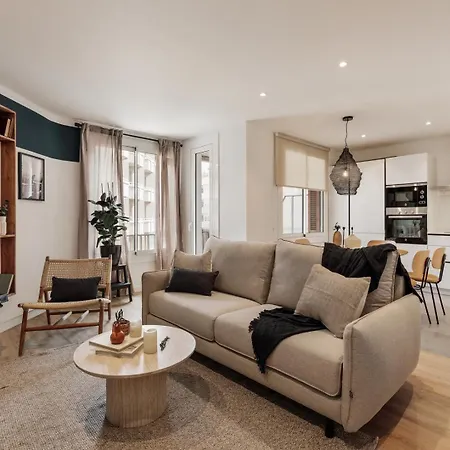 Levent - 3 Bedrooms And Terrace In Sant Antoni Barcelone